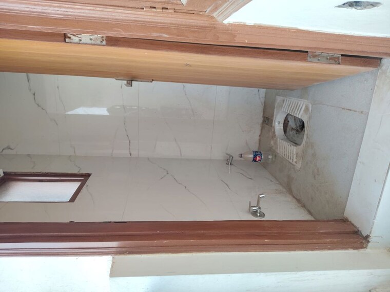 undefined, chattarpur 3 Bedroom 1200 Sq.Ft. Builder Floor In Chattarpur Delhi 10525766