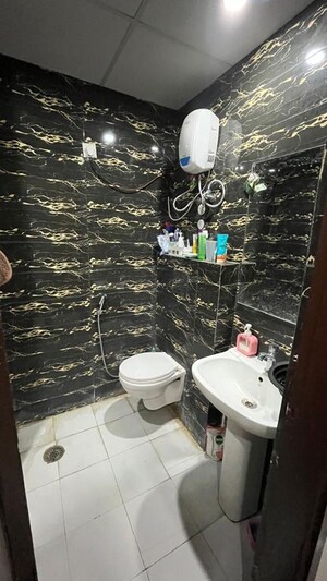 Team Area in 1 BHK Builder Floor at Chandigarh Citi Center, Vip Road – for Rent