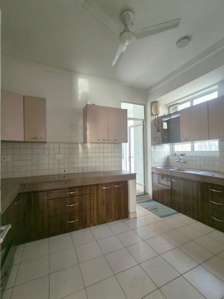 Kitchen, alphacorp-gurgaon-one-84 4 Bedroom 3434 Sq.Ft. Apartment In Sector 84 Gurgaon 10525813