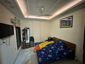 Bedroom in 3 BHK Builder Floor at Chattarpur – for Rent