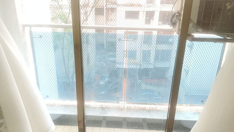 Bathroom, rna-azzure 3 Bedroom 2100 Sq.Ft. Apartment In Bandra East Mumbai 10514392