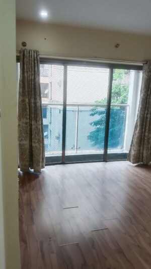 Room in 3 BHK Apartment at RNA Azzure, Bandra East – for Sale