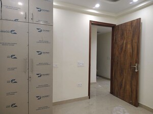 Room in 3 BHK Builder Floor at Chattarpur – for Sale