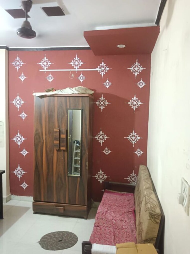 Living Room, uttam nagar 1 Bedroom 450 Sq.Yd. Builder Floor In Uttam Nagar Delhi 10525830