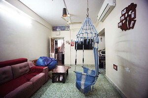 Team Area in 2 BHK Apartment at Paldi – for Sale