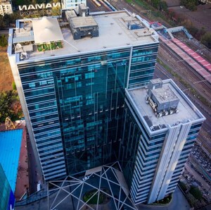  Office Space – Exterior View View at Shree Naman Midtown, Dadar West - for Rent