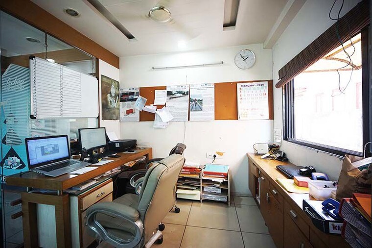 Team Area, naranpura Commercial Showroom 1031 Sq.Ft. In Naranpura Ahmedabad 10525868
