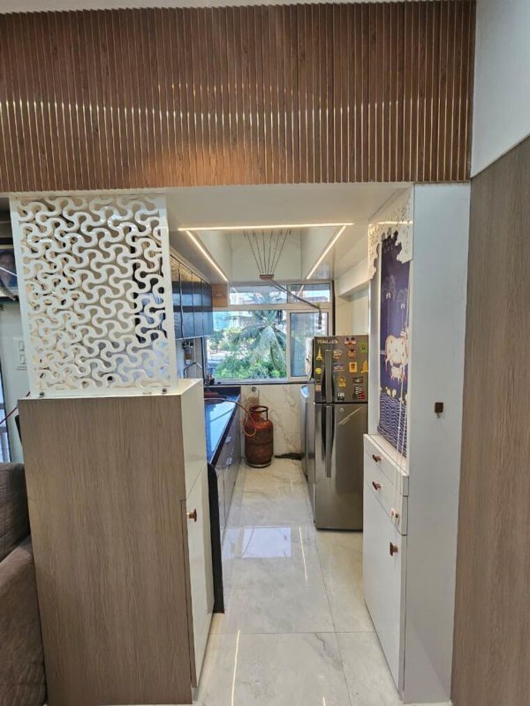 Bathroom, mayur-apartment-malad 2 Bedroom 750 Sq.Ft. Apartment In Malad East Mumbai 10525850