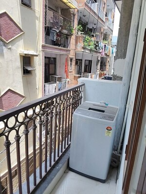 1 BHK Builder Floor For Rent in Saket