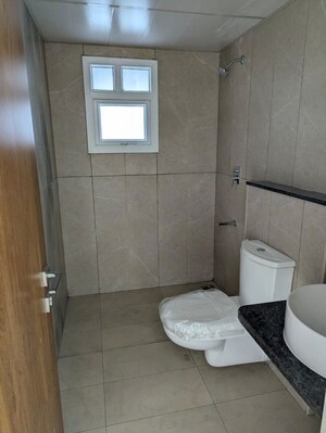 Bathroom in 3.5 BHK Apartment at Prestige Green Gables, Panathur – for Sale