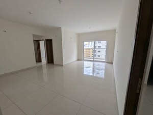 Room in 3.5 BHK Apartment at Prestige Green Gables, Panathur – for Sale
