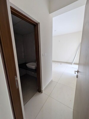 Bathroom in 3.5 BHK Apartment at Prestige Green Gables, Panathur – for Sale