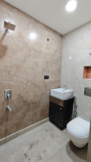 Bathroom in 3 BHK Builder Floor at Fidato Honour Homes, Sector 89 – for Sale