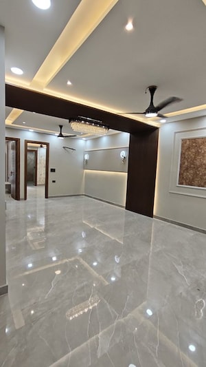 Kitchen in 3 BHK Builder Floor at Fidato Honour Homes, Sector 89 – for Sale