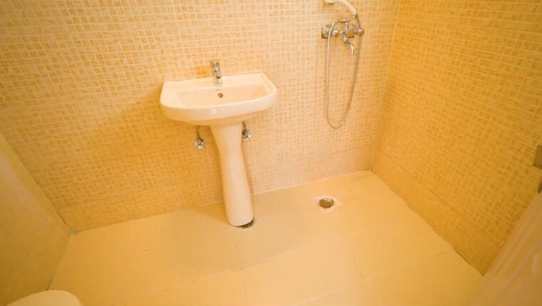 Bathroom, ajnara-gen-x 2 Bedroom 1050 Sq.Ft. Apartment In Dundahera Ghaziabad 10525964