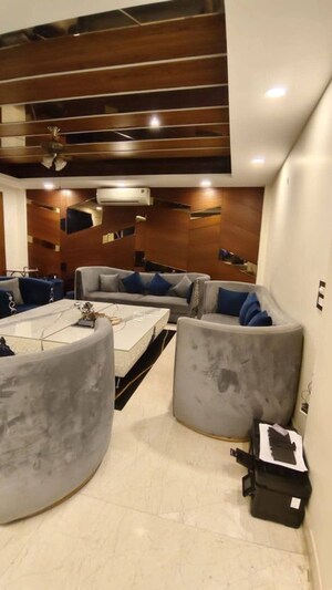 Living Room in 4 BHK Apartment at BPTP Amstoria, Sector 102 – for Sale