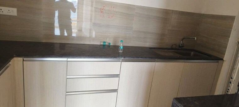 Kitchen, indiabulls-one-indiabulls 3.5 Bedroom 1700 Sq.Ft. Apartment In Pokhran Road No Two Thane 10525980
