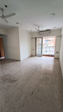 2.5 BHK Apartment For Rent in Ekta Tripolis