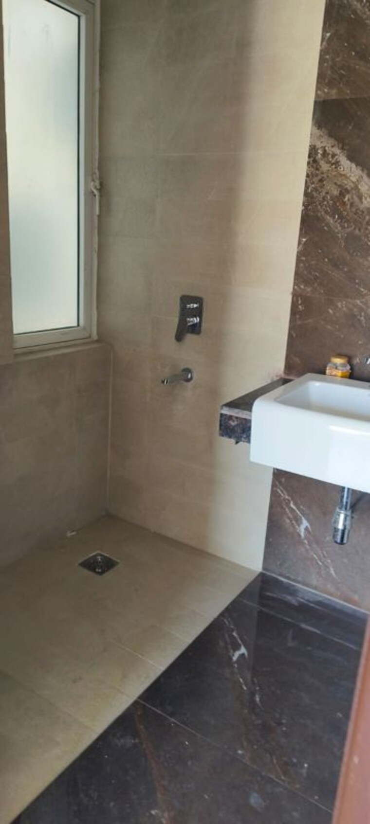Bathroom, indiabulls-one-indiabulls 2 Bedroom 806 Sq.Ft. Apartment In Pokhran Road No Two Thane 10526002