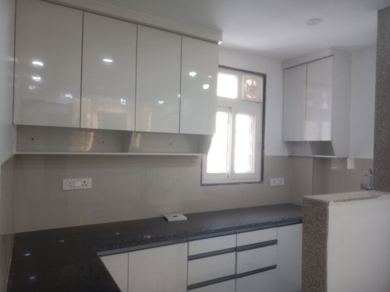 Kitchen, vasant kunj enclave 2 Bedroom 70 Sq.Yd. Builder Floor In Vasant Kunj Enclave Delhi 10525969