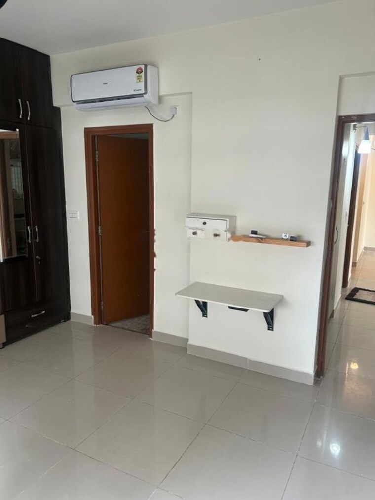 Bathroom, mahendra-aarna 3 Bedroom 1500 Sq.Ft. Apartment In Electronic City Phase ii Bangalore 10526016