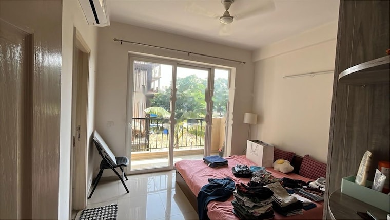 Team Area, emaar-emerald-hills-phase-2 3 Bedroom 3500 Sq.Ft. Apartment In Sector 65 Gurgaon 10526023