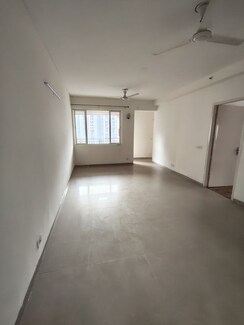 3 BHK Apartment For Sale in Jaypee Greens Kosmos