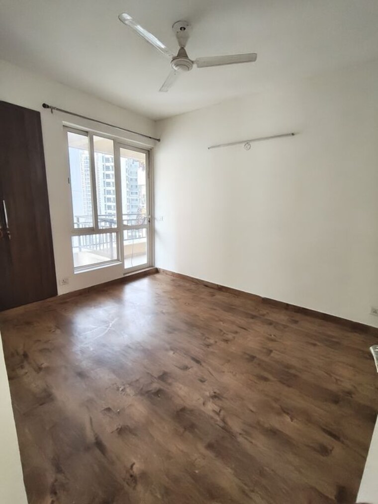 Room, jaypee-greens-kosmos 3 Bedroom 1250 Sq.Ft. Apartment In Sector 134 Noida 10526041