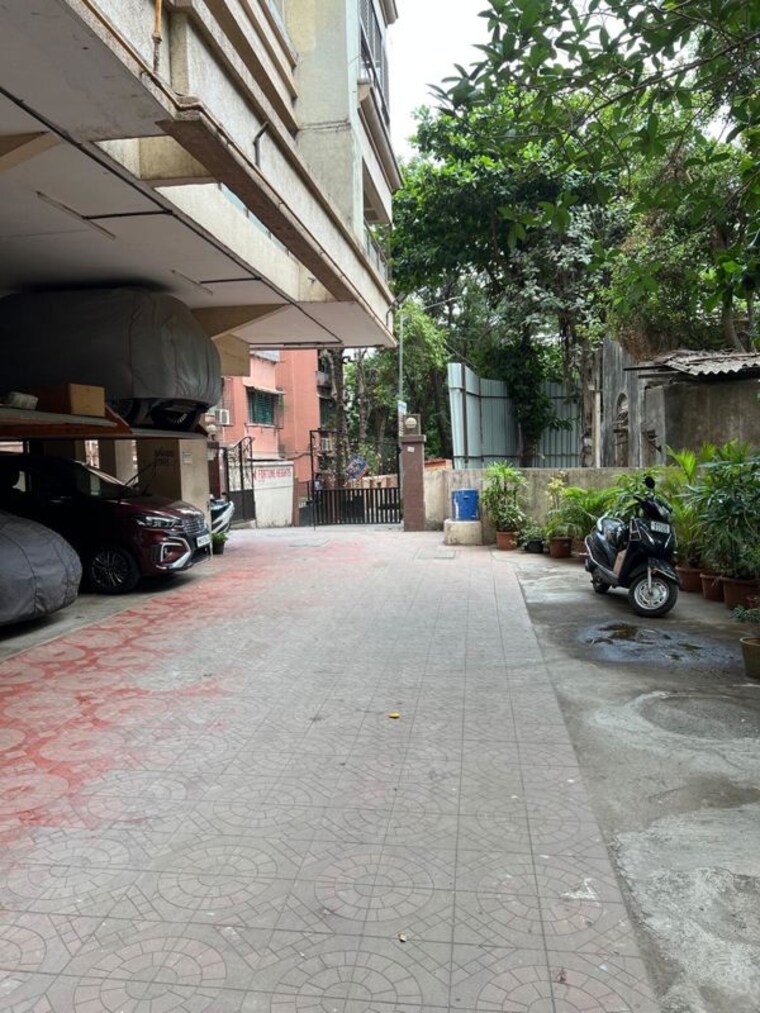  Parking, santacruz east 1 Bedroom 504 Sq.Ft. Apartment In Santacruz East Mumbai 10526045