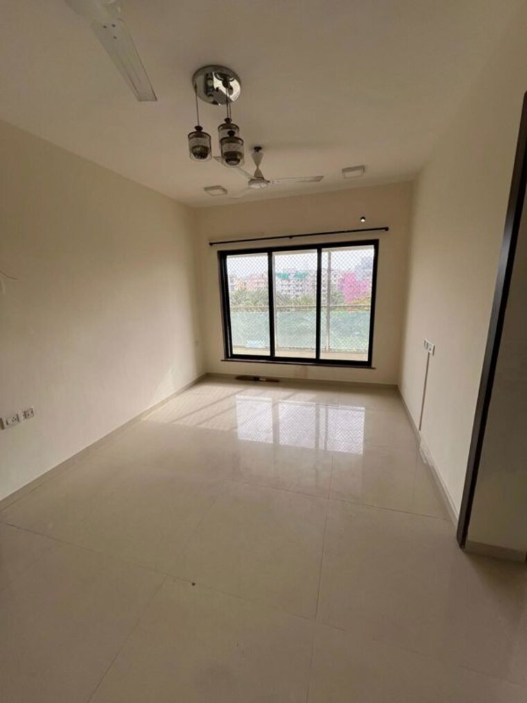 Room, santacruz east 1 Bedroom 504 Sq.Ft. Apartment In Santacruz East Mumbai 10526045
