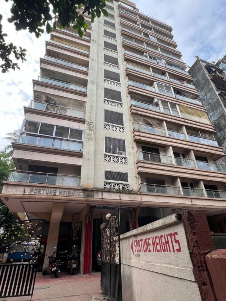 Exterior View, santacruz east 1 Bedroom 504 Sq.Ft. Apartment In Santacruz East Mumbai 10526045