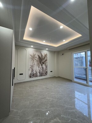 Room in 4 BHK Builder Floor at Sector 22 – for Rent