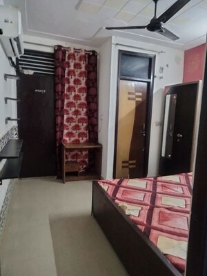 Bedroom in 1 BHK Builder Floor at Uttam Nagar – for Rent