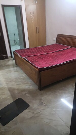 1 RK Independent House For Rent in Sector 72