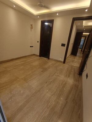Room in 3 BHK Builder Floor at Shivalik Colony – for Rent