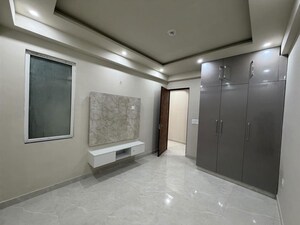 Room in 2 BHK Builder Floor at Sunpura – for Sale