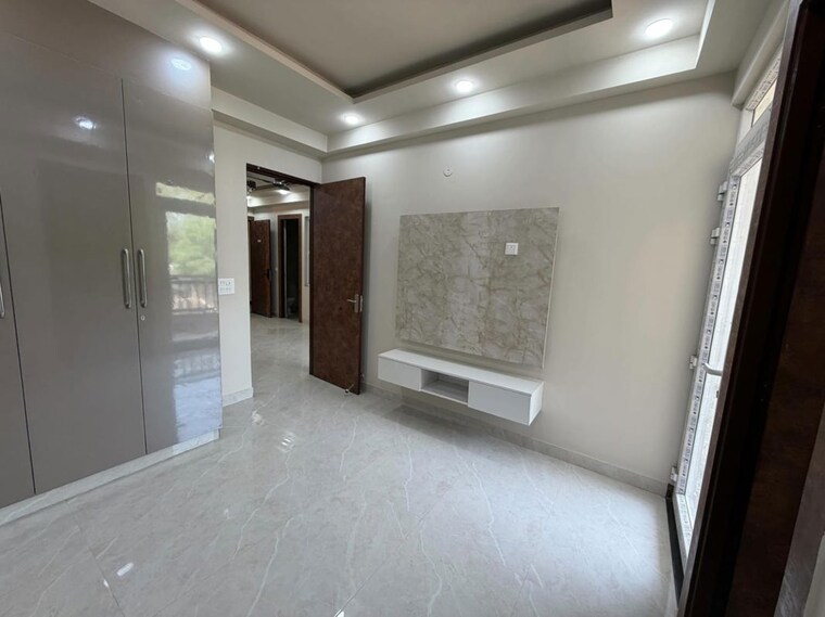 Room, sunpura 2 Bedroom 1150 Sq.Ft. Builder Floor In Sunpura Greater Noida 10526079