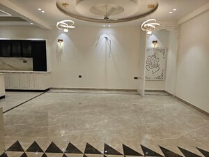 4 BHK Builder Floor For Rent in Green Fields Colony