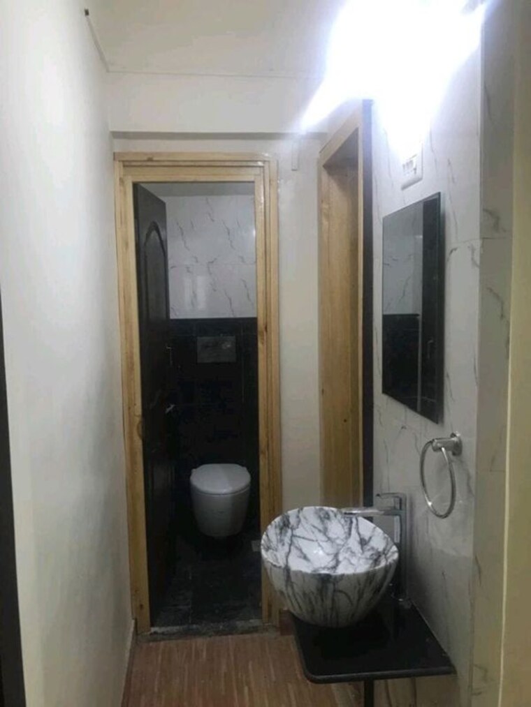 Bathroom, shridhar-apartment-aundh 2 Bedroom 850 Sq.Ft. Apartment In Aundh Pune 10526131