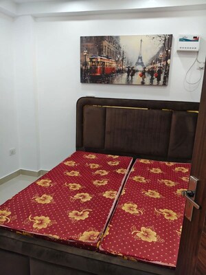 Bedroom in 1 BHK Builder Floor at Saket – for Rent