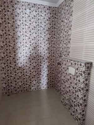 Bathroom in 3 BHK Builder Floor at Sector 33 – for Rent