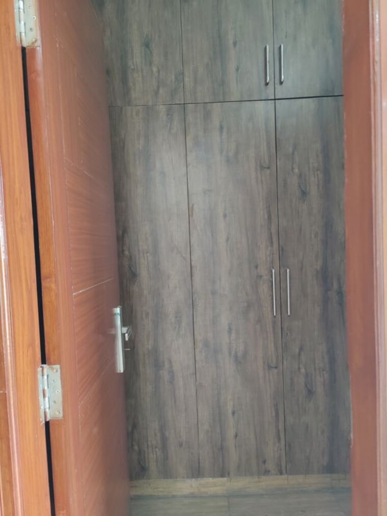 undefined, sector 33 3 Bedroom 1850 Sq.Ft. Builder Floor In Sector 33 Noida 10526156