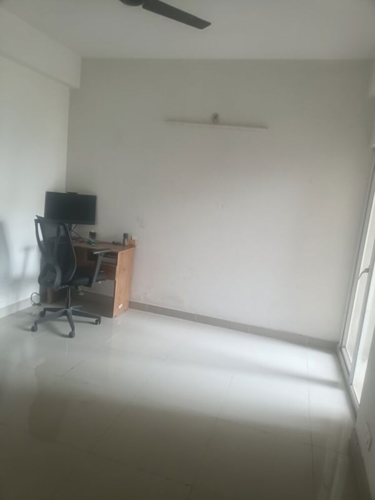 undefined, ajnara-le-garden 3 Bedroom 1285 Sq.Ft. Apartment In Sector 16b Greater Noida Greater Noida 10526140