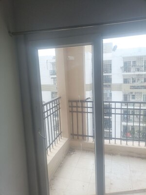Building Lobby in 2 BHK Apartment at Ajnara Le Garden, Sector 16b Greater Noida – for Rent
