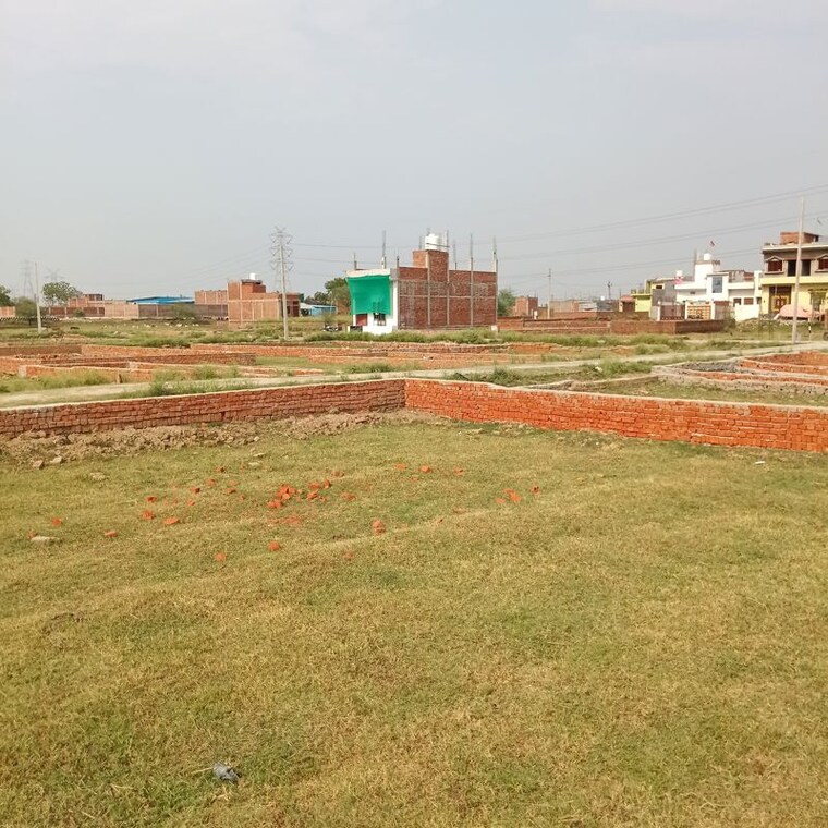 undefined, parao  1000 Sq.Ft. Plot In Parao Varanasi 10526183