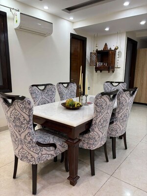 Living Room in 3 BHK Builder Floor at Palam Vihar – for Rent