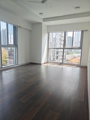 Room in 4 BHK Apartment at Bombay Realty Island City Center ICC, Wadala – for Sale