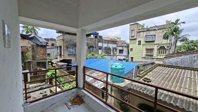 Balcony, harish mukherjee road 2 Bedroom 735 Sq.Ft. Apartment In Harish Mukherjee Road Kolkata 10526205
