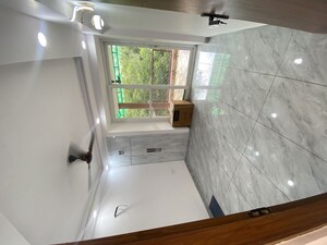 Room in 3 BHK Apartment at Desh Bandhu Gupta Road – for Sale