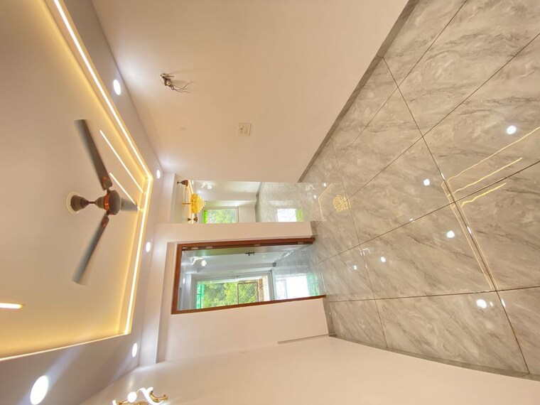 Room, desh bandhu gupta road 3 Bedroom 2000 Sq.Ft. Apartment In Desh Bandhu Gupta Road Delhi 10526239